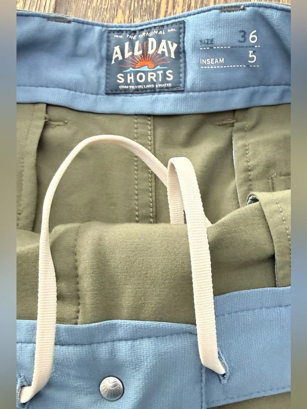 Faherty | All Day Shorts | Olive Green | Waist 36” Inseam 5”